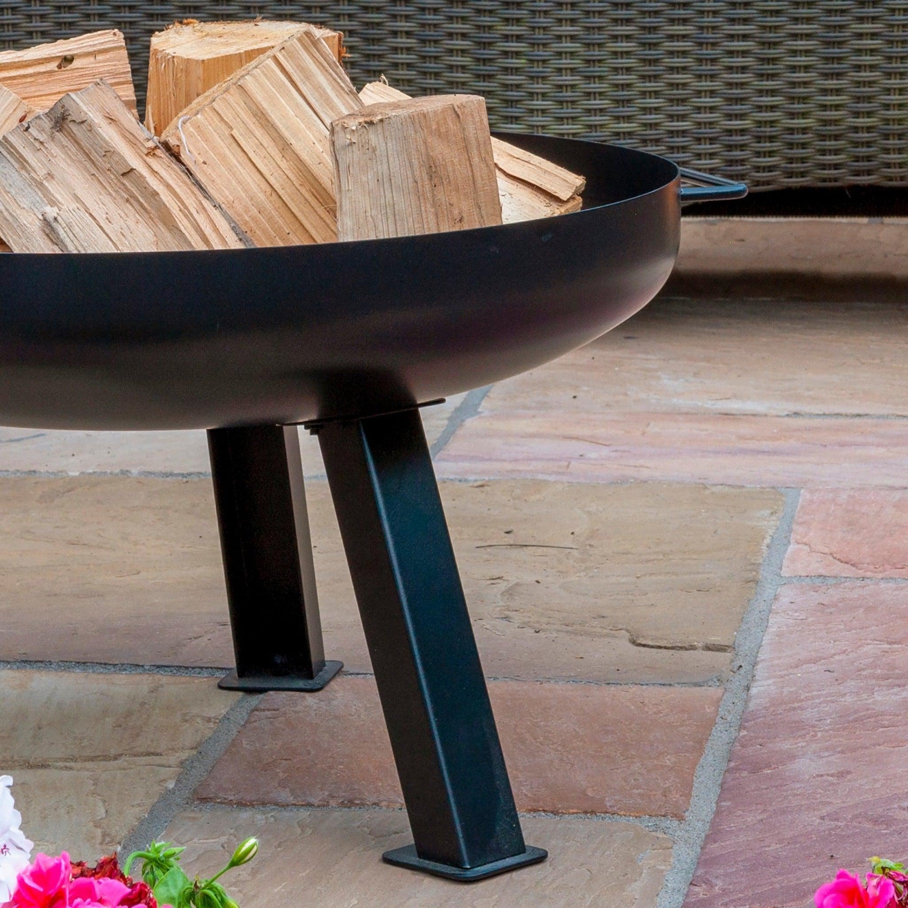 Steel 60cm fire pit