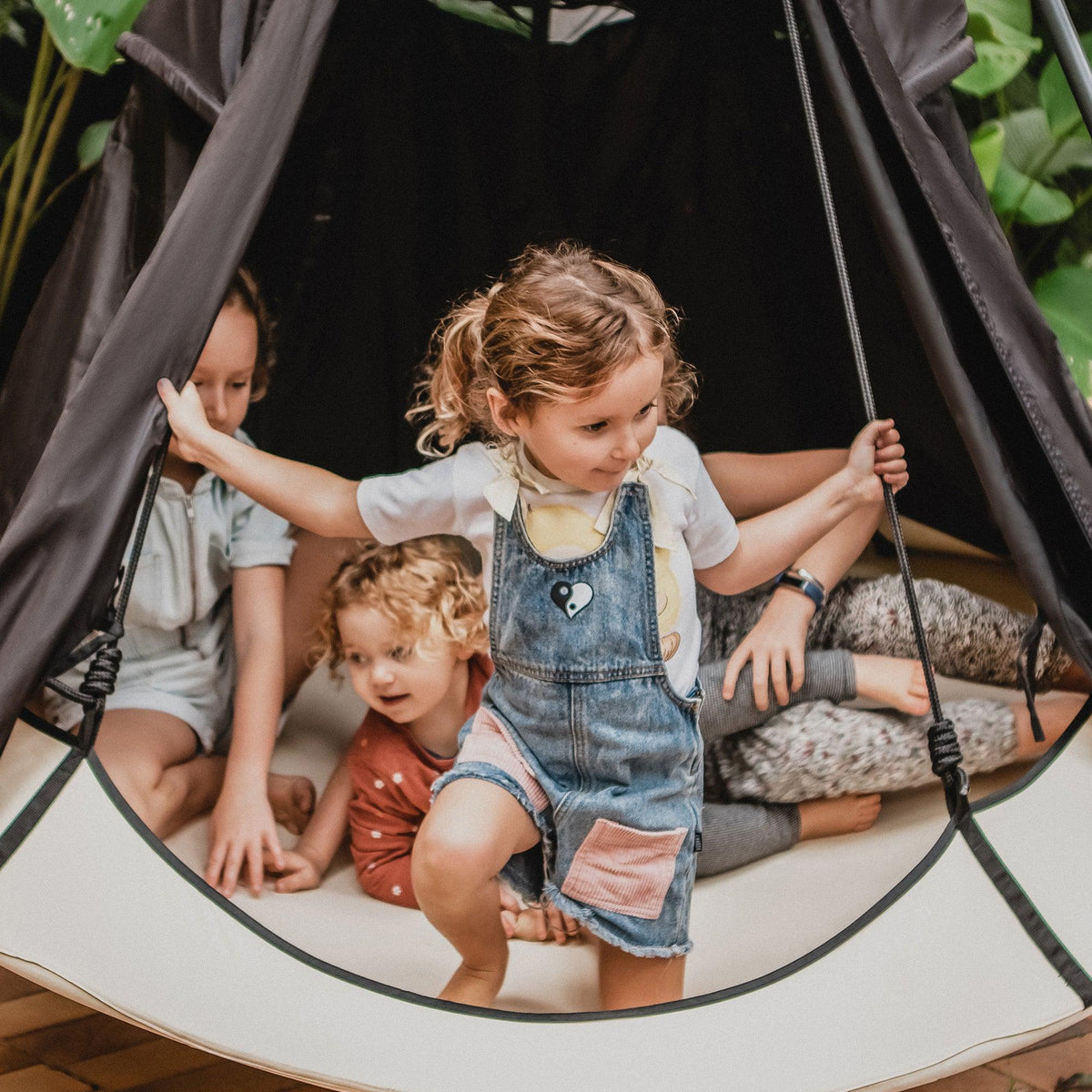 Weatherproof Cover for Hangout Pod